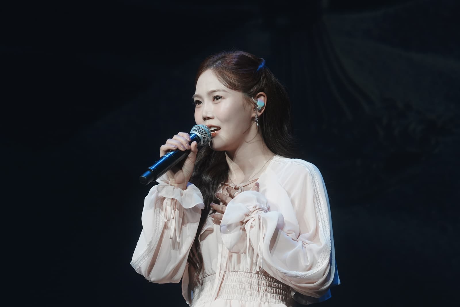 제28회 부천국제애니메이션페스티벌, 오마이걸 효정 신곡 '미완성일지도'로 화려한 개막